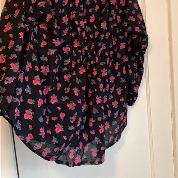 Torrid Floral Spring Blouse 3X - Picture 7 of 8